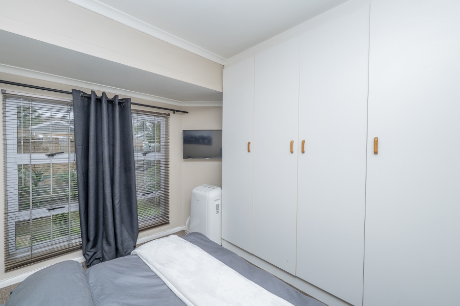 To Let 2 Bedroom Property for Rent in Sonstraal Heights Western Cape